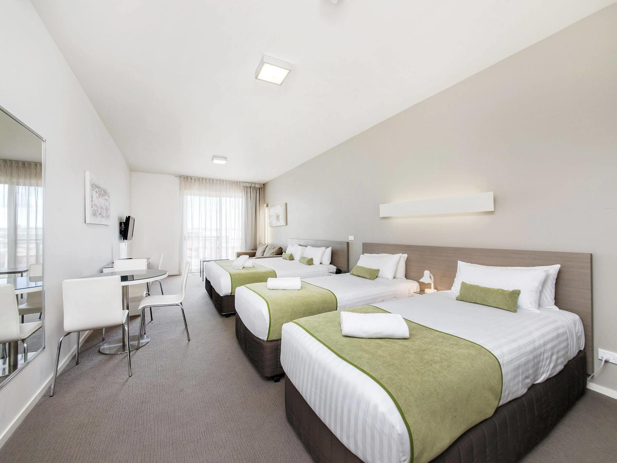 Aparthotel Abode Gungahlin Camberra Exterior foto